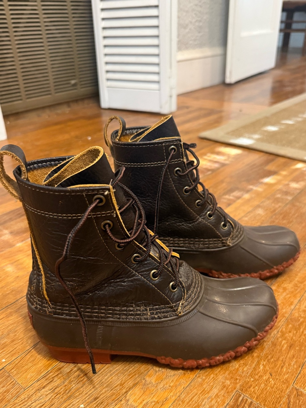 L.L. Bean Women’s Brown Bison Bean Duck Boots, size 7